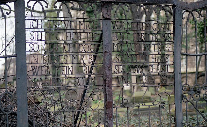 1994-03, Eliasfriedhof (38).jpg